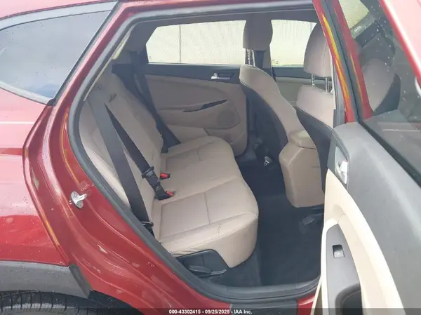 KM8J23A48LU108070 2020 HYUNDAI TUCSON - Image 8