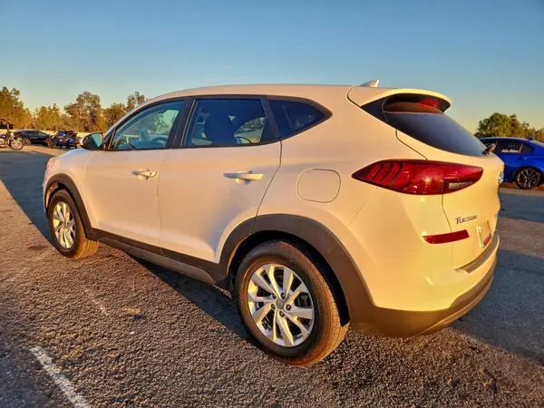 KM8J23A48LU116878 2020 HYUNDAI TUCSON - Image 2