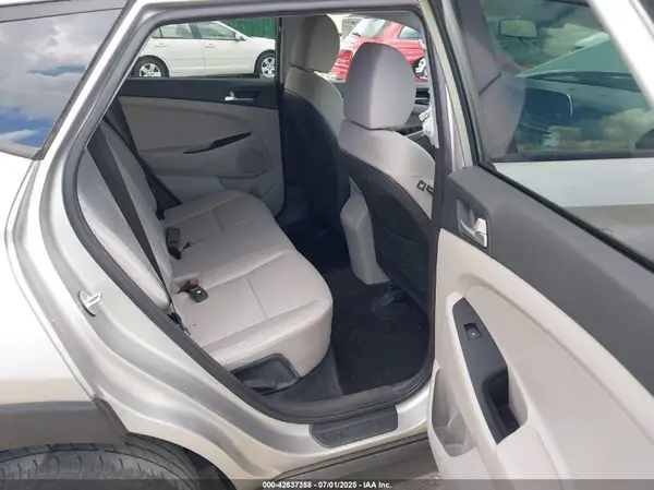 KM8J23A48LU127847 2020 HYUNDAI TUCSON - Image 8