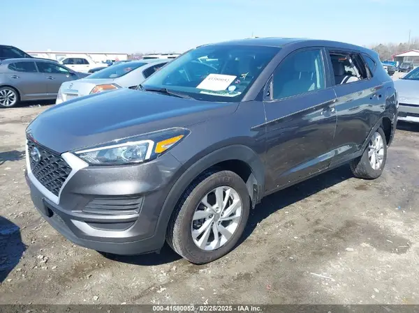 KM8J23A48LU140565 2020 HYUNDAI TUCSON - Image 2