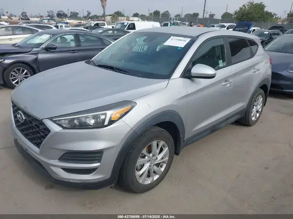 KM8J23A48LU142543 2020 HYUNDAI TUCSON - Image 2