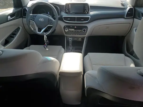KM8J23A48MU314281 2021 HYUNDAI TUCSON - Image 8