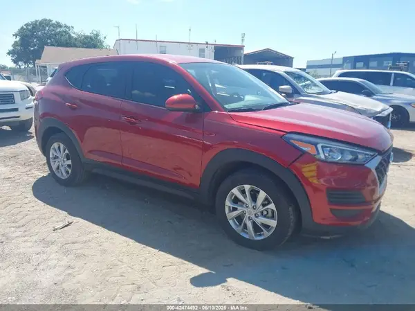 KM8J23A48MU331825 2021 HYUNDAI TUCSON - Image 1