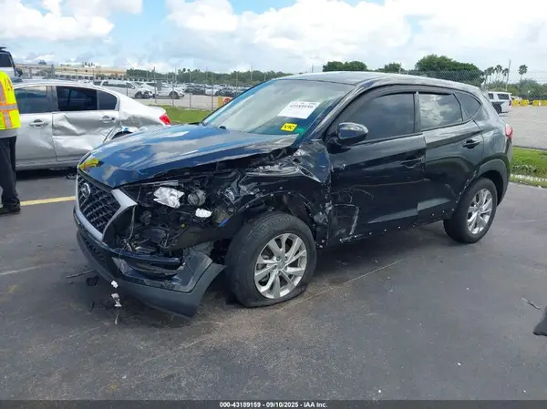 KM8J23A48MU354196 2021 HYUNDAI TUCSON - Image 2