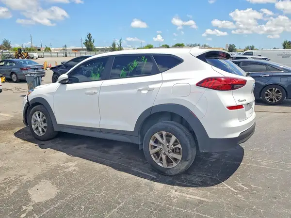 KM8J23A48MU376702 2021 HYUNDAI TUCSON - Image 2
