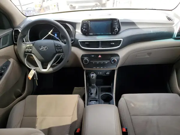 KM8J23A48MU384833 2021 HYUNDAI TUCSON - Image 8