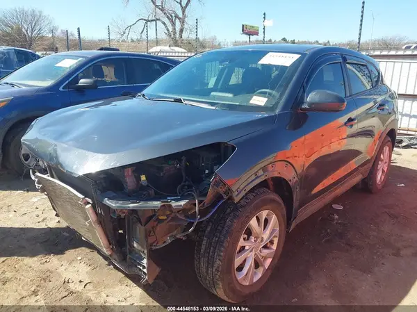 KM8J23A48MU399025 2021 HYUNDAI TUCSON - Image 2