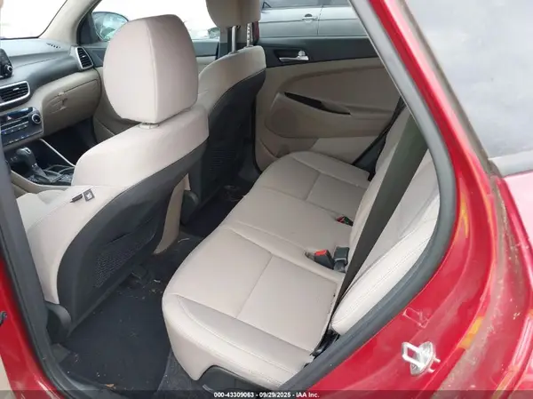 KM8J23A48MU402778 2021 HYUNDAI TUCSON - Image 8