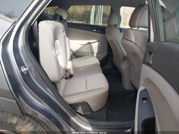 KM8J23A49GU155534 2016 HYUNDAI TUCSON - Image 8