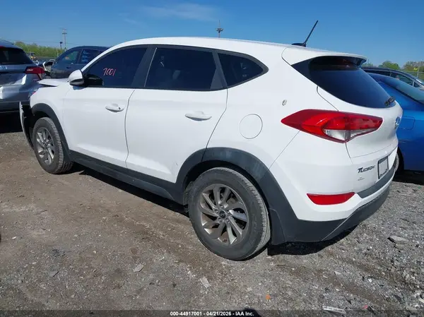 KM8J23A49GU162631 2016 HYUNDAI TUCSON - Image 2