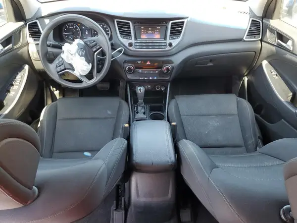 KM8J23A49GU236565 2016 HYUNDAI TUCSON - Image 8