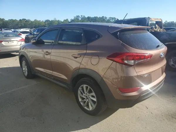 KM8J23A49GU240812 2016 HYUNDAI TUCSON - Image 2