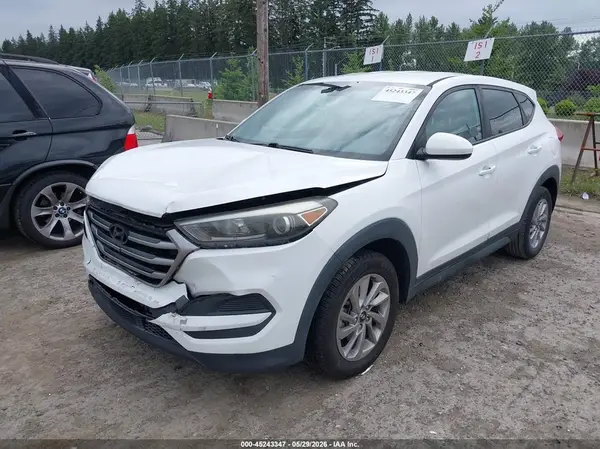 KM8J23A49HU264030 2017 HYUNDAI TUCSON - Image 2