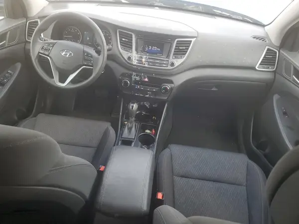 KM8J23A49HU268465 2017 HYUNDAI TUCSON - Image 8