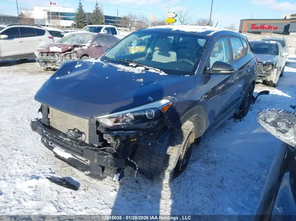 KM8J23A49HU278946 2017 HYUNDAI TUCSON - Image 2