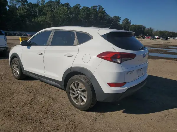 KM8J23A49HU290742 2017 HYUNDAI TUCSON - Image 2