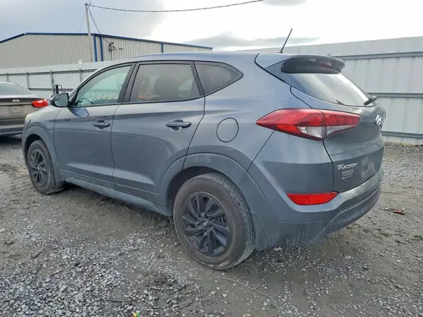 KM8J23A49HU338806 2017 HYUNDAI TUCSON - Image 2