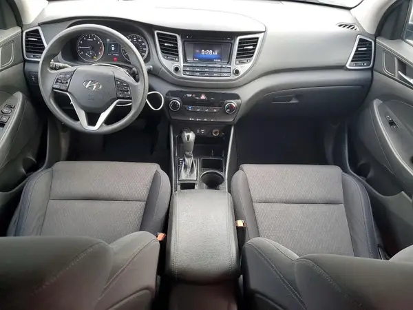 KM8J23A49HU338806 2017 HYUNDAI TUCSON - Image 8