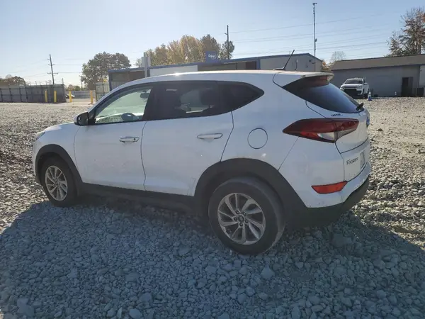 KM8J23A49HU379310 2017 HYUNDAI TUCSON - Image 2