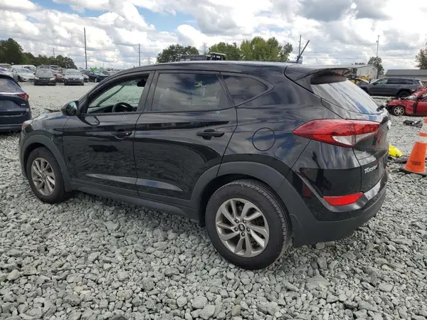 KM8J23A49HU379355 2017 HYUNDAI TUCSON - Image 2