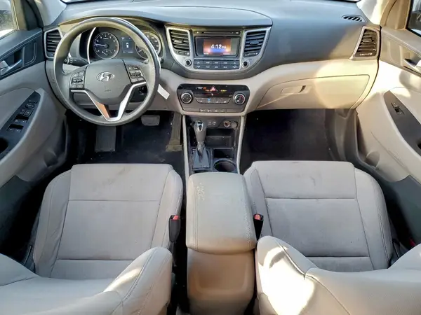 KM8J23A49HU408773 2017 HYUNDAI TUCSON - Image 8