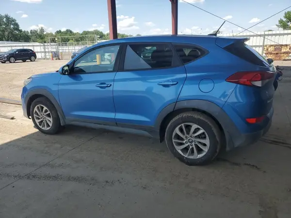 KM8J23A49HU420681 2017 HYUNDAI TUCSON - Image 2