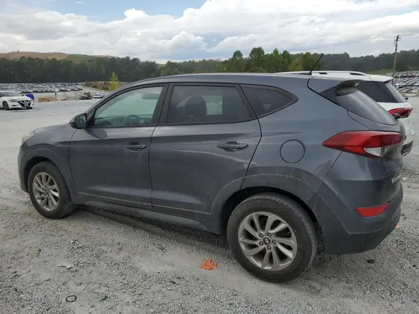 KM8J23A49HU439747 2017 HYUNDAI TUCSON - Image 2