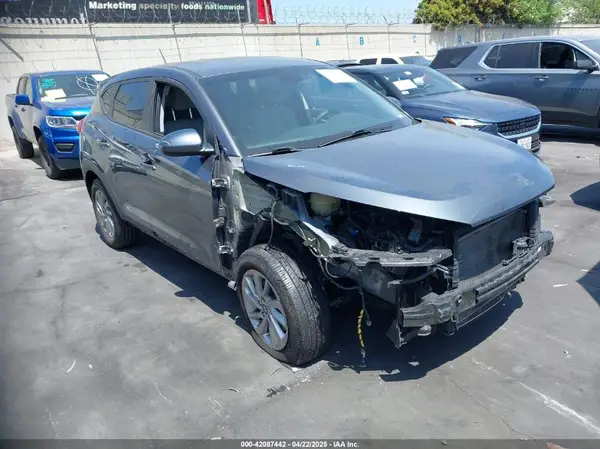 KM8J23A49HU485417 2017 HYUNDAI TUCSON - Image 1