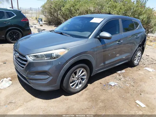 KM8J23A49HU547141 2017 HYUNDAI TUCSON - Image 2