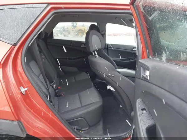 KM8J23A49HU575344 2017 HYUNDAI TUCSON - Image 8