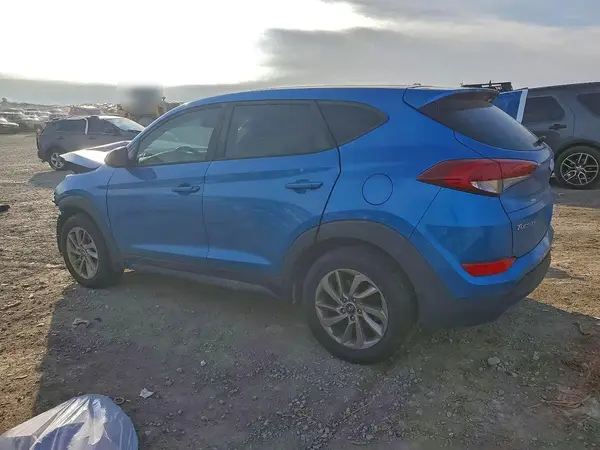 KM8J23A49JU615993 2018 HYUNDAI TUCSON - Image 2