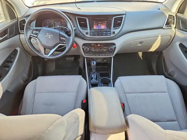KM8J23A49JU620174 2018 HYUNDAI TUCSON - Image 8