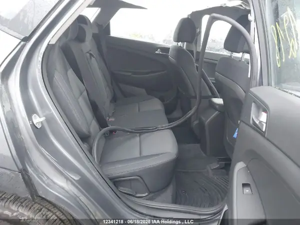 KM8J23A49JU653031 2018 HYUNDAI TUCSON - Image 8