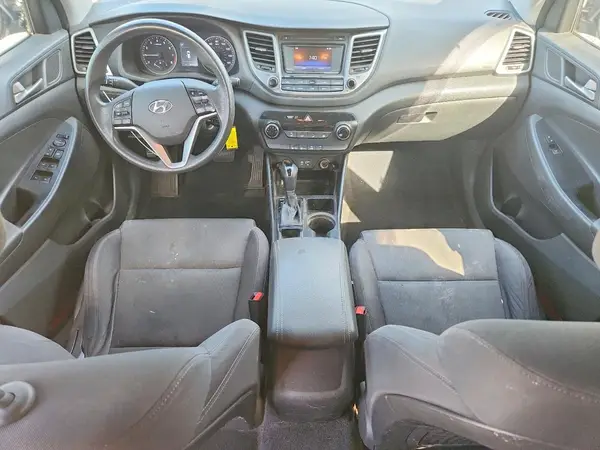 KM8J23A49JU670895 2018 HYUNDAI TUCSON - Image 8
