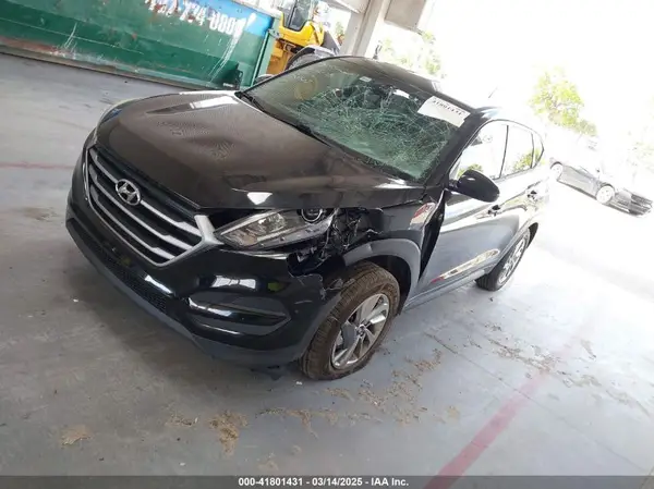 KM8J23A49JU689611 2018 HYUNDAI TUCSON - Image 2