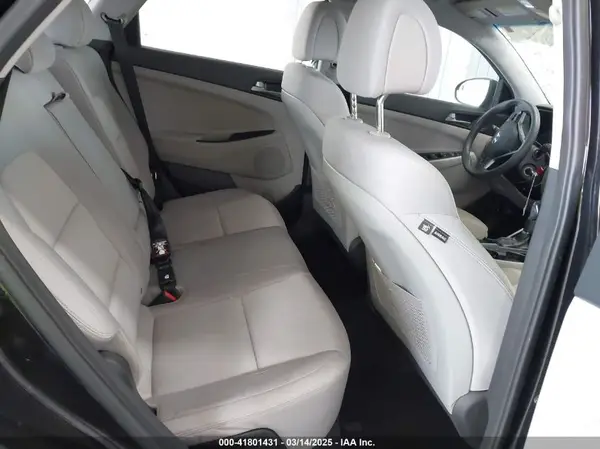 KM8J23A49JU689611 2018 HYUNDAI TUCSON - Image 8