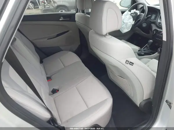 KM8J23A49JU693321 2018 HYUNDAI TUCSON - Image 8