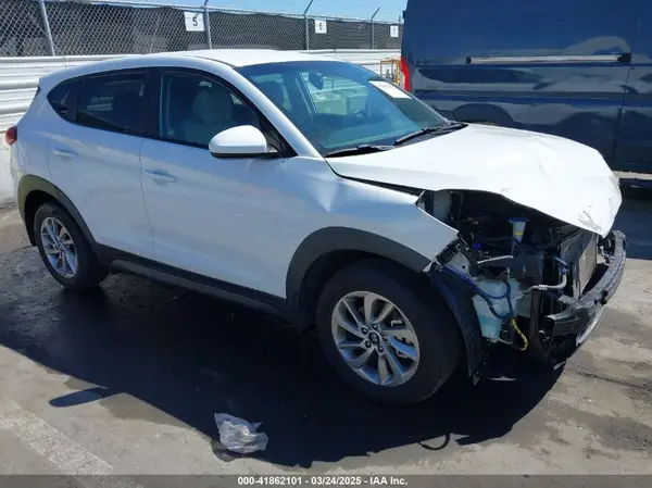 KM8J23A49JU709405 2018 HYUNDAI TUCSON - Image 1