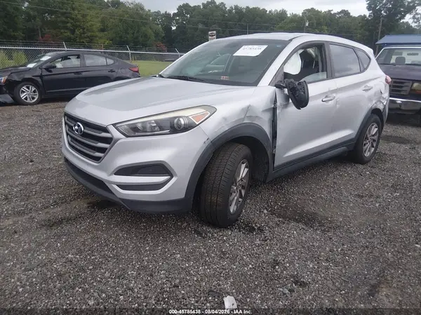 KM8J23A49JU810749 2018 HYUNDAI TUCSON - Image 2