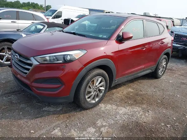 KM8J23A49JU837305 2018 HYUNDAI TUCSON - Image 2