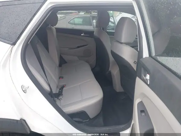 KM8J23A49KU029201 2019 HYUNDAI TUCSON - Image 8