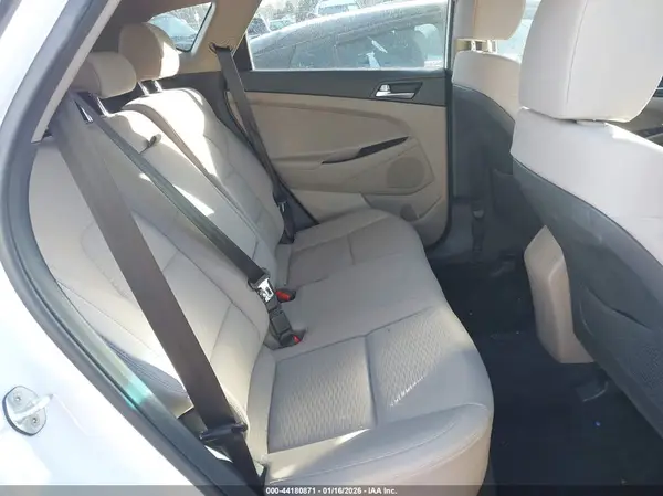 KM8J23A49KU050467 2019 HYUNDAI TUCSON - Image 8