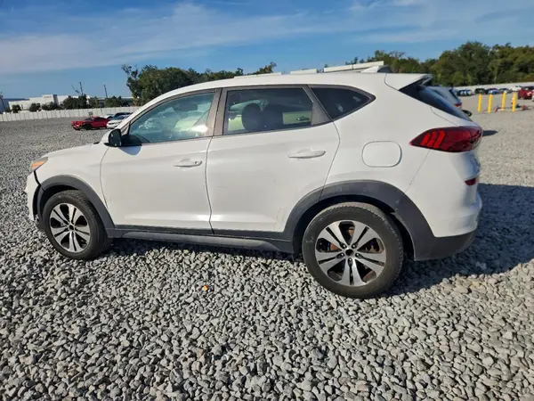 KM8J23A49KU839721 2019 HYUNDAI TUCSON - Image 2