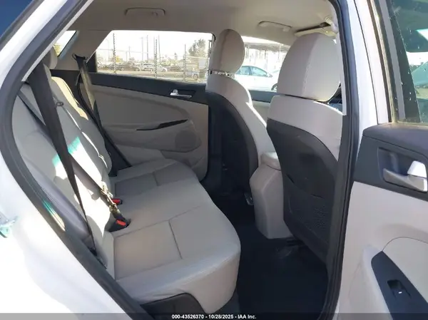 KM8J23A49KU859337 2019 HYUNDAI TUCSON - Image 8