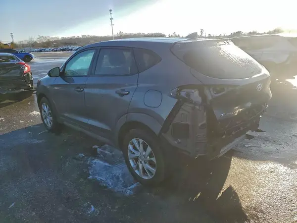 KM8J23A49KU881810 2019 HYUNDAI TUCSON - Image 2