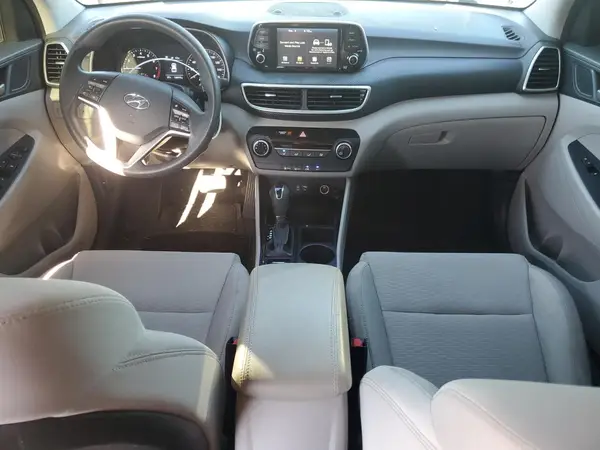 KM8J23A49KU894007 2019 HYUNDAI TUCSON - Image 8