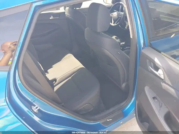 KM8J23A49KU902252 2019 HYUNDAI TUCSON - Image 8