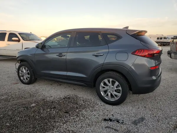 KM8J23A49KU915082 2019 HYUNDAI TUCSON - Image 2