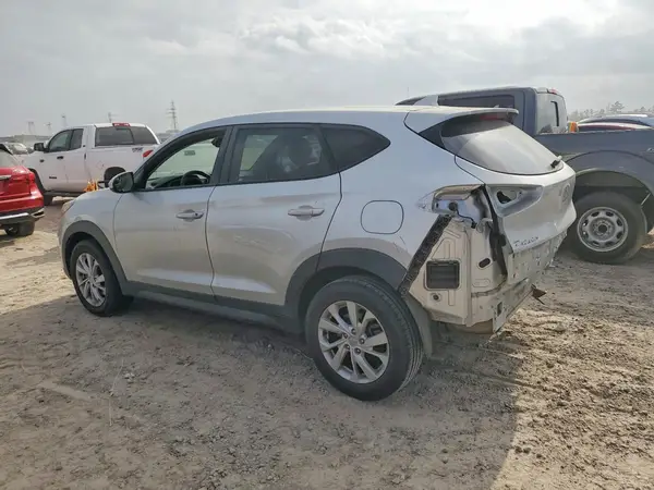 KM8J23A49KU927944 2019 HYUNDAI TUCSON - Image 2