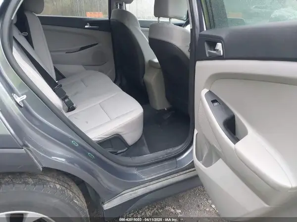 KM8J23A49KU934201 2019 HYUNDAI TUCSON - Image 8